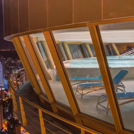 Intempo Sky Resort Benidorm Apartment *